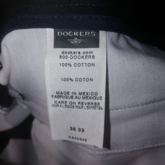 Men's size 38 Dockers dress pants. - Picture 4 of 5